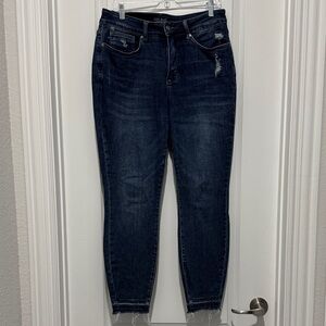 Judy Blue Dark Wash Distressed Released Hem Skinny Jeans - 14w